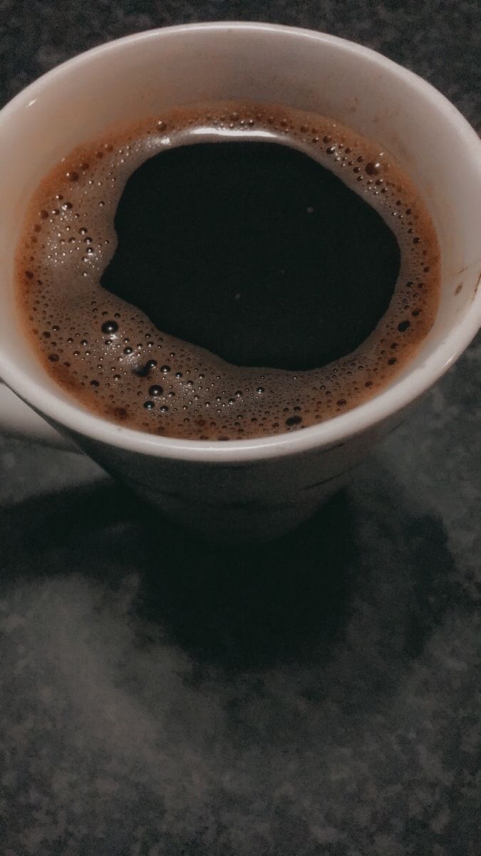 Is it fine to have a cup of black coffee everyday before the gym? (Explained)