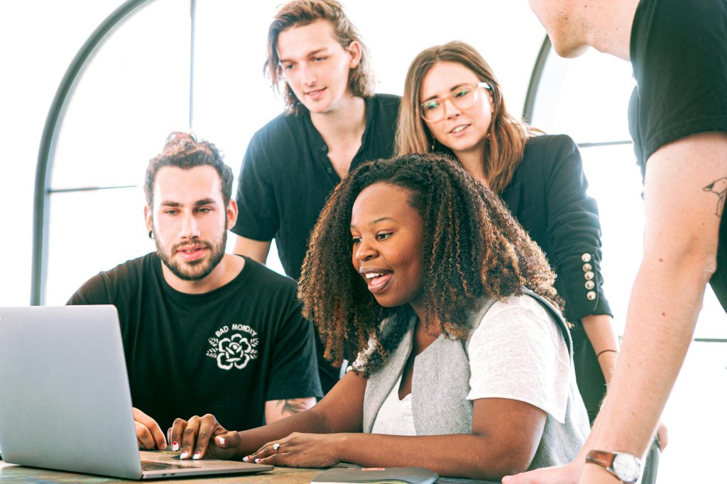 Why Hire a Digital Marketing Agency (9 Reasons Shared)
